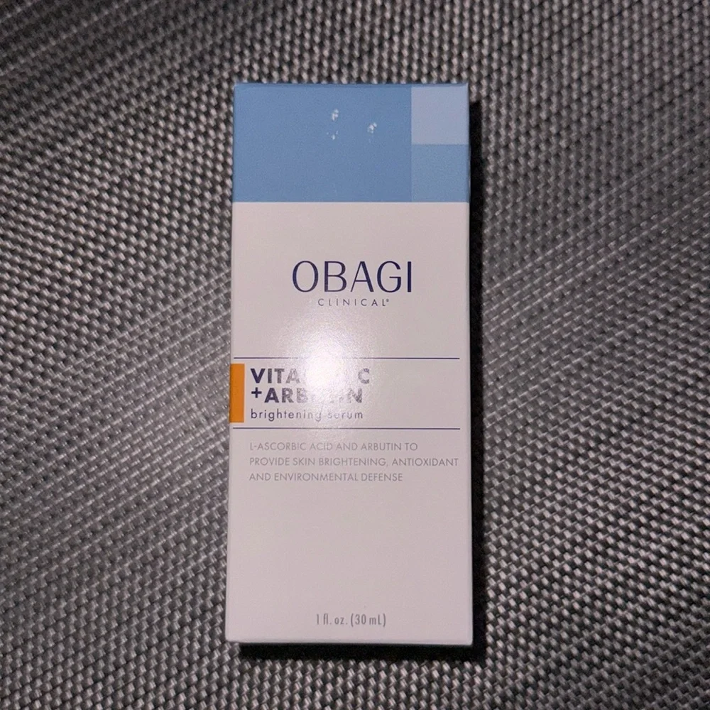 OBAGI CLINICAL® VITAMIN C + ARBUTIN BRIGHTENING SERUM